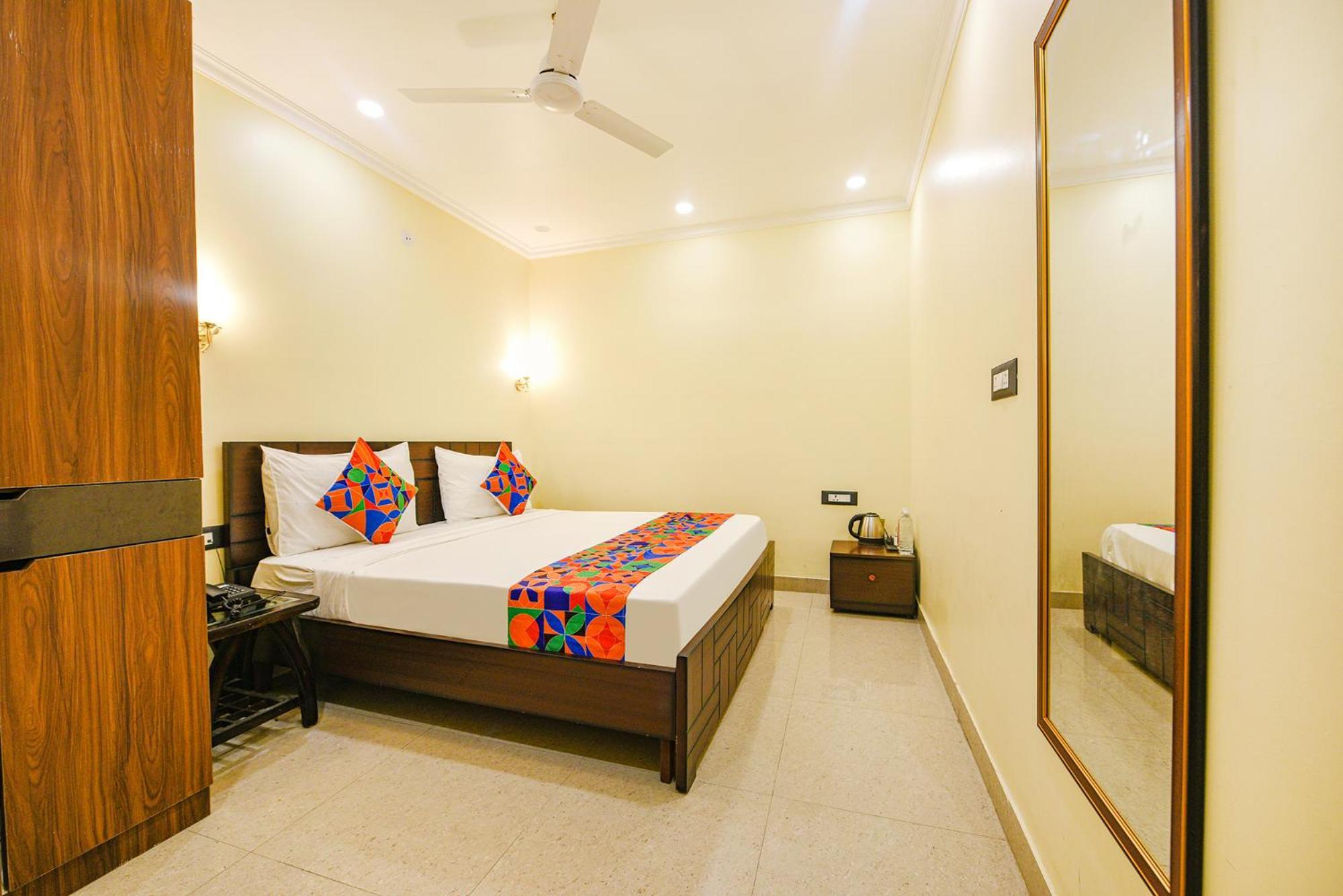 Fabhotel Prime Apple Tree Residency Nueva Delhi Exterior foto